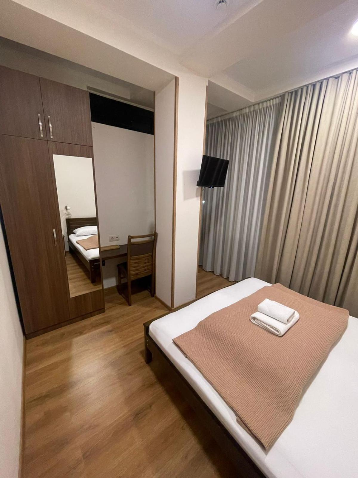 Hotel Art Family Tbilisi Exterior foto